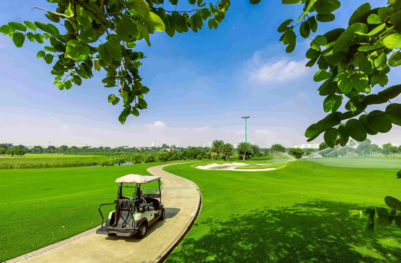 Long Biên Golf Course