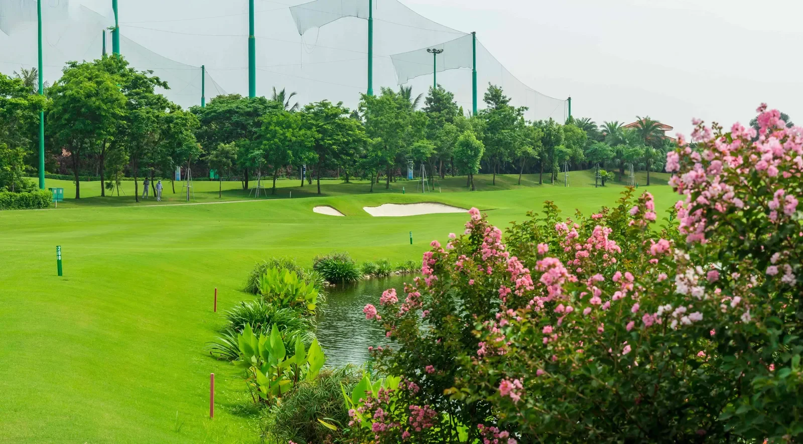 Long Biên Golf Course