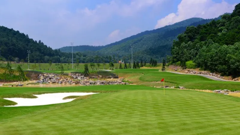 Review Top 7+ Hanoi Golf Courses & Nearby Areas Most Worth Experiencing in 2026