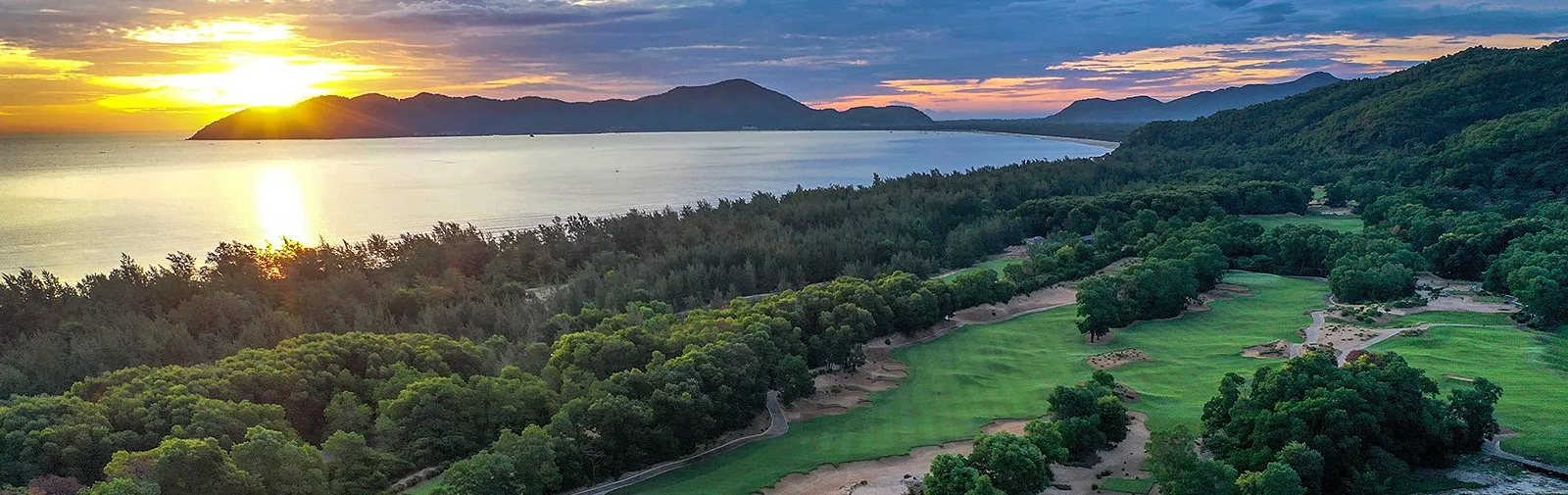 Tour Golf Đà Nẵng 5 Ngày 4 Đêm - 3 Sân Top Đẳng Cấp